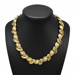 Vintage Gold Tone Textured Link Necklace, 1980s Statement Jewelry